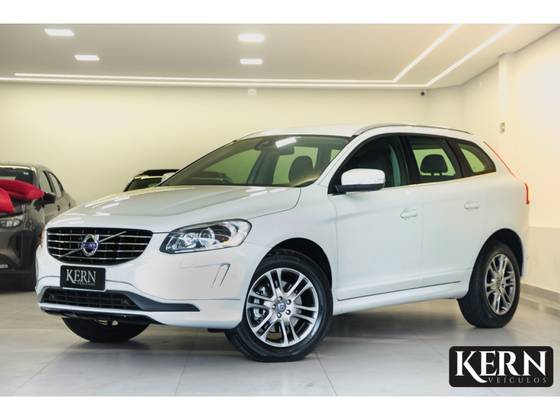 VOLVO XC60 2.0 T5 DYNAMIC FWD TURBO GASOLINA 4P AUTOMÁTICO